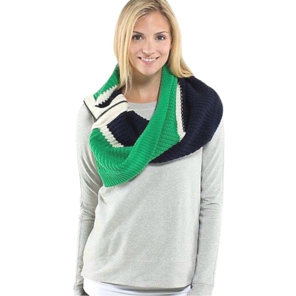 Lululemon Athletica Falling Freely Colorblock Merino Wool Neck Warmer